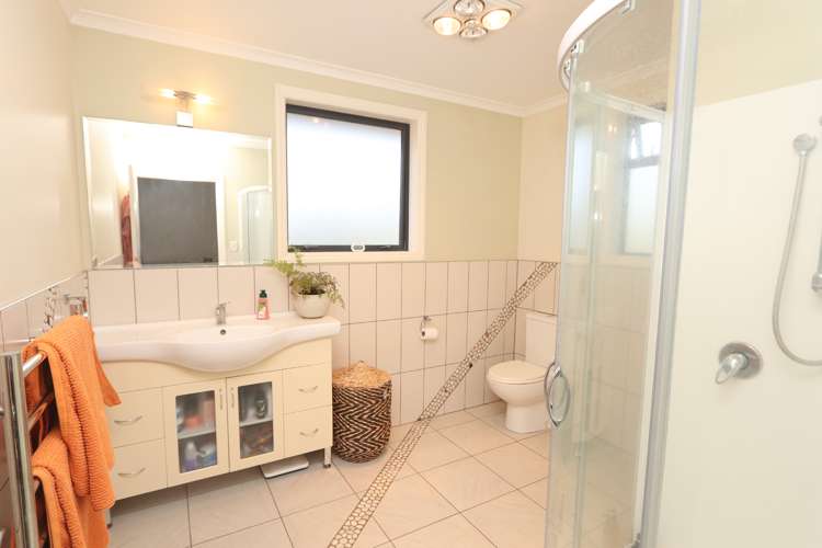 14 Middle Road Allenton_13