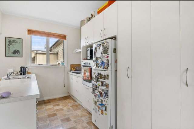 23B Royal Crescent Saint Kilda_3