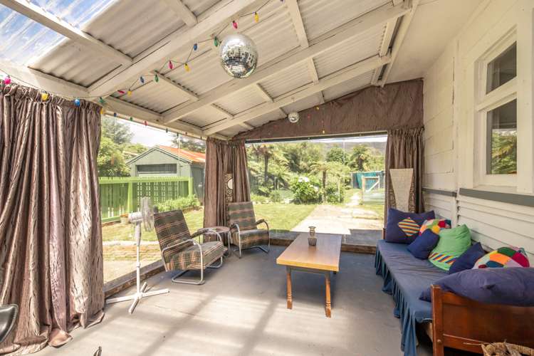 14 Mcgill Street Waimangaroa_12