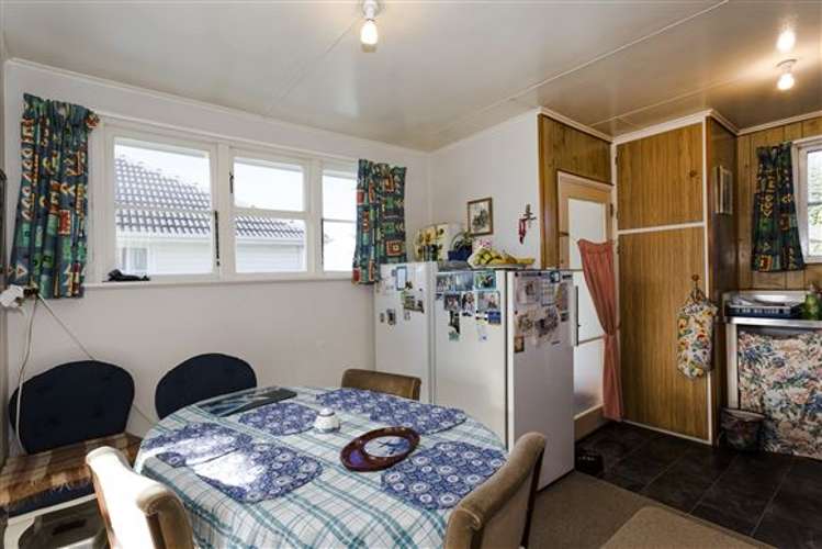 32 Columba Avenue Calton Hill_8