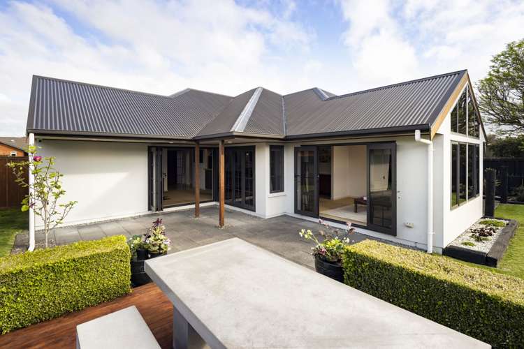 15 Edenpark Drive Rototuna North_18