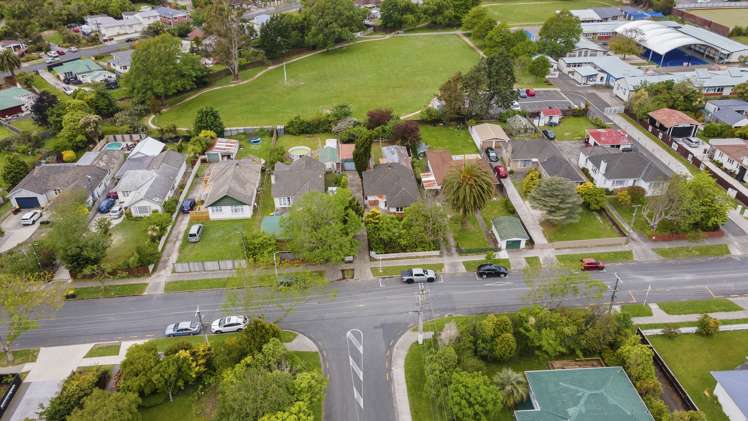 61 Glen Road Stokes Valley_25