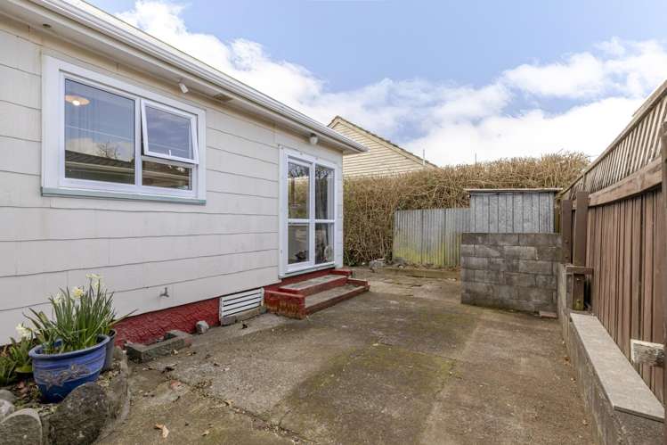 135 Tukapa Street Westown_14