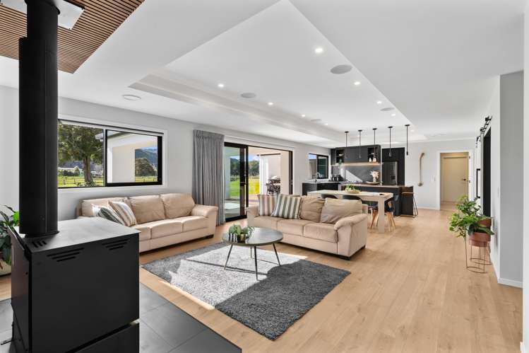 51 Pigeon Valley Road Wakefield_5