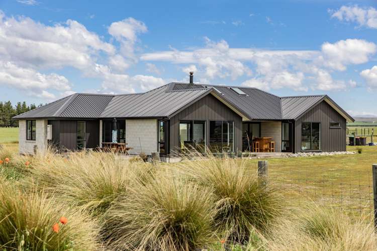 37 Old Glen Lyon Road Twizel_23