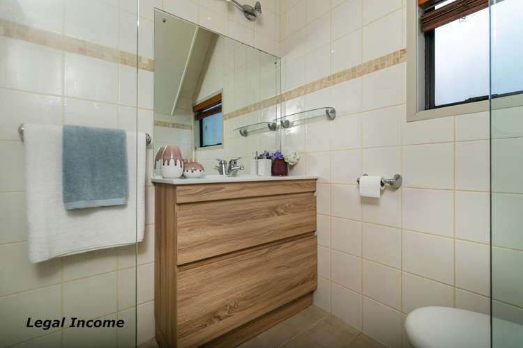 33 Waipuia Place Greenhithe_22