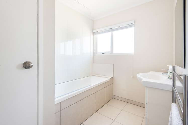 1/10 Greville Road Pinehill_6