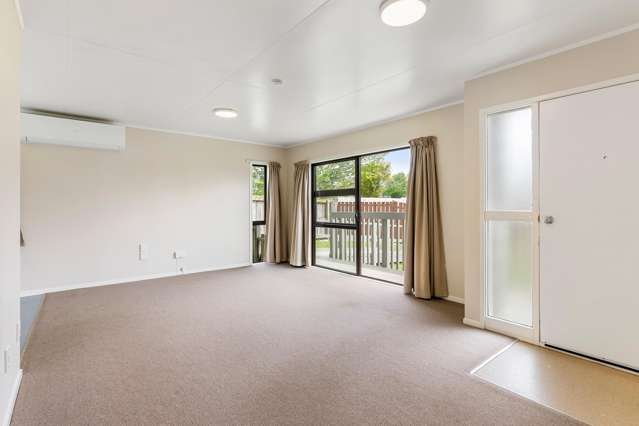 18 Reinga Place Massey_2