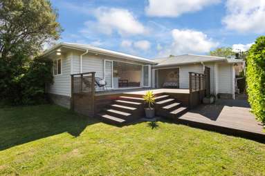 20 Kowhai Grove_1
