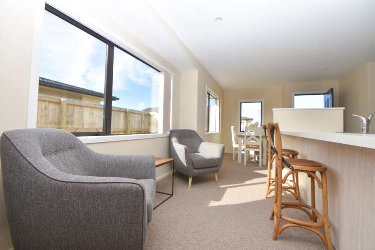 59 Ashmore Park Road Carterton_12