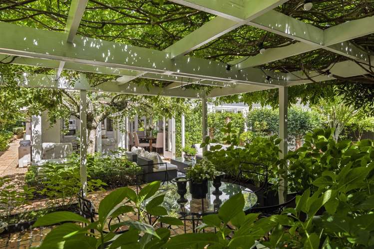 49b Roland Road Greenhithe_10