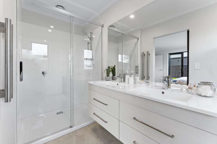 13 Puhitahi Hill Road Paerata_14