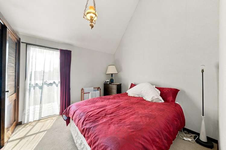 15B Saint Winifreds Place Bryndwr_14