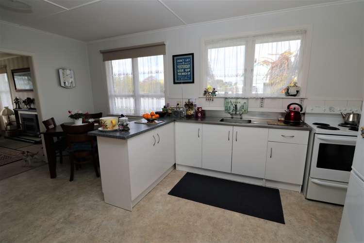 20 Mark Perreau Place Foxton_5