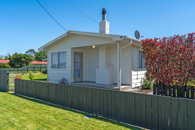 76 Brandon Street Featherston_2