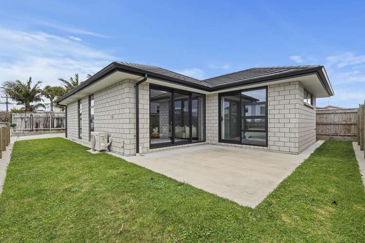 1/5 Massey Street Westown_15