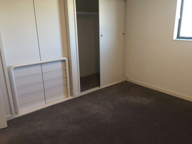 2/33 Winchester Street 10190_5
