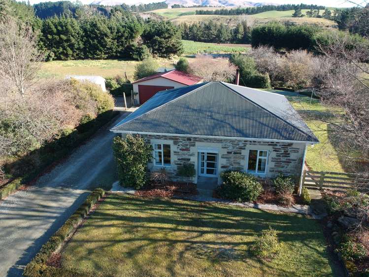 2 Danseys Pass Road Livingstone_17