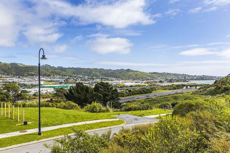 11 Wairau Lane Aotea_14