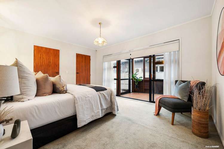 1/11 Smale Street Point Chevalier_6