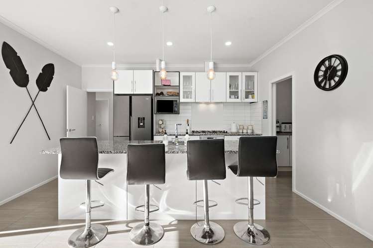 107 Colonial Drive_5