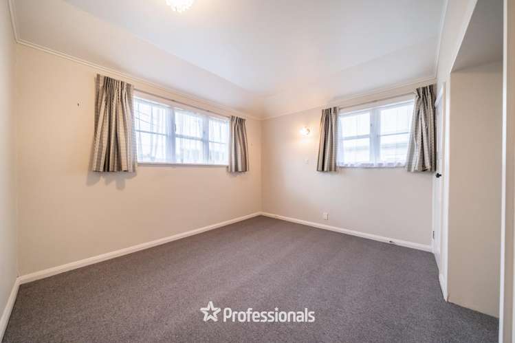 161 Whites Line East Waiwhetu_12