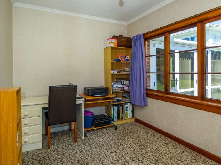 9 Marchwiel Street Marchwiel_11