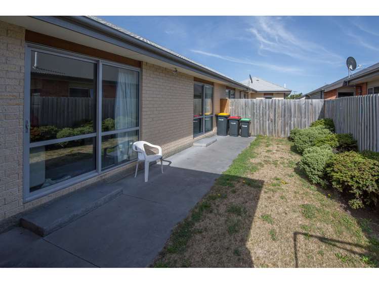 7/10 Collins Street Addington_13