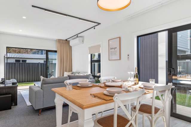 2/141 Waikato Street Central_1