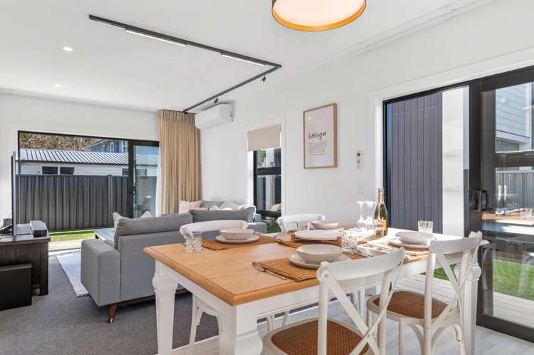 2/141 Waikato Street Central_1