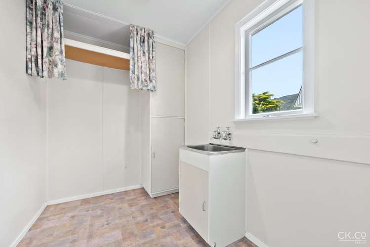 44 Russell Road Wainuiomata_14