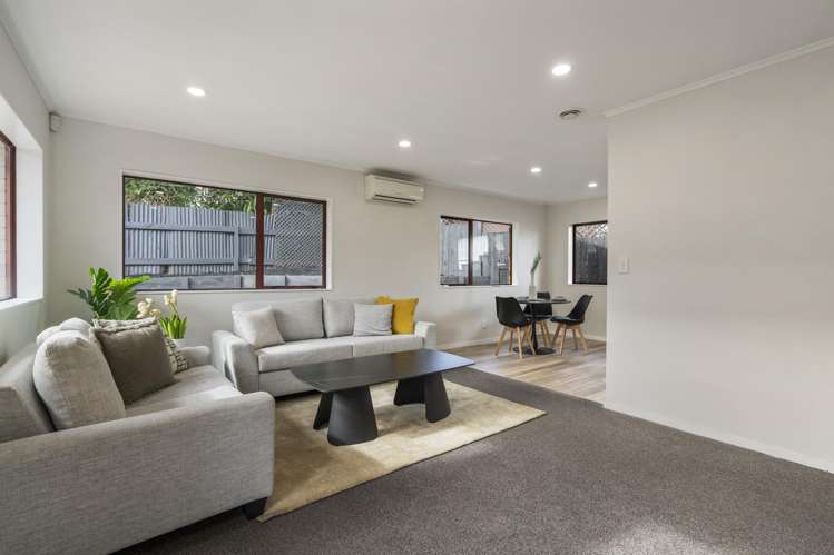 2E Lynbrooke Avenue_4