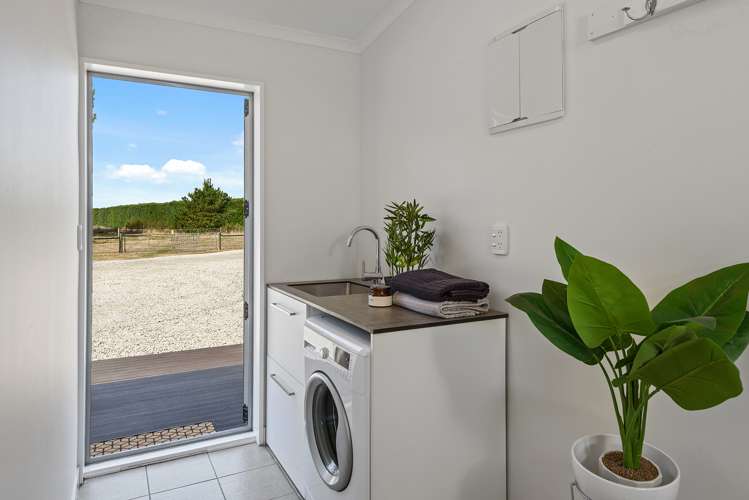 24 Essendon Road Darfield_14