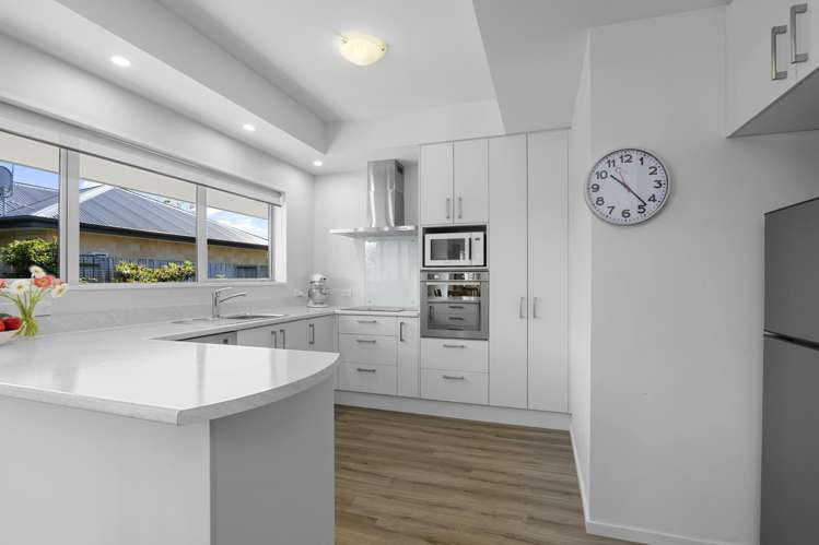 18a Pemberton Drive Darfield_6