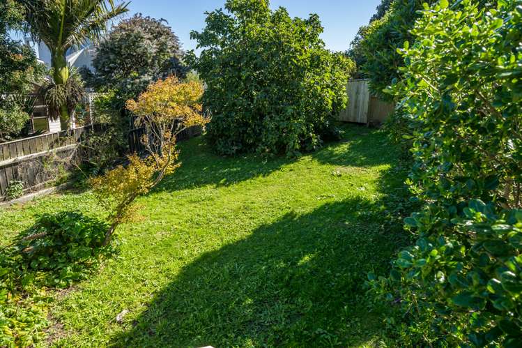 5 Gordon Road Plimmerton_11