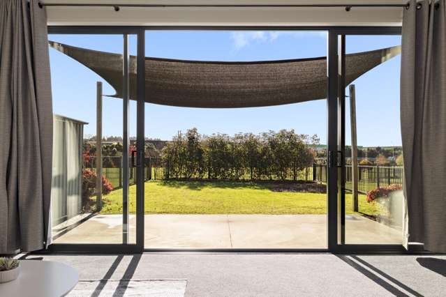 99b Awataha Crescent Pyes Pa_1