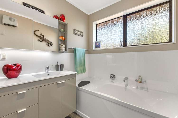 4 Hunter Place Merrilands_15