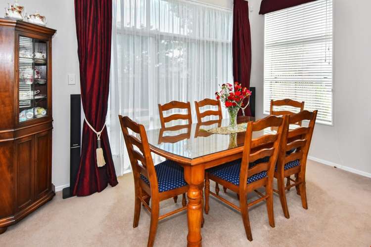 39 Stranraer Crescent Wattle Downs_3