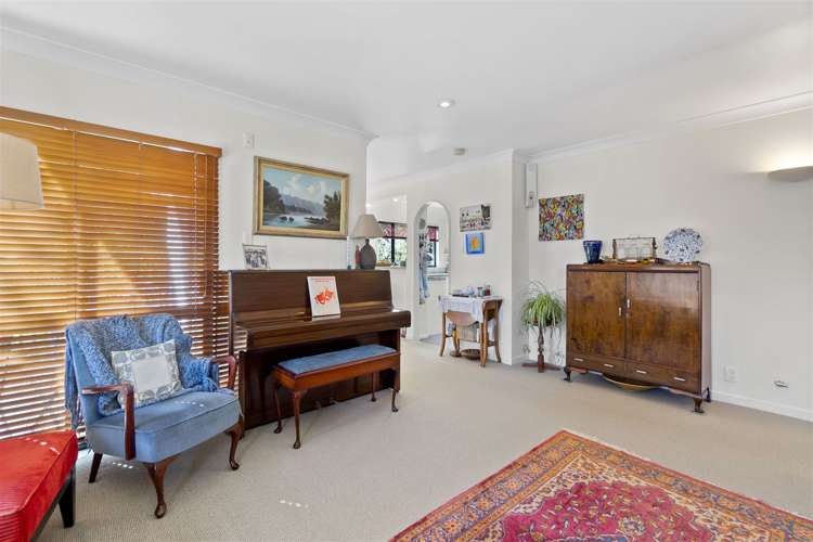 51 Splitt Avenue Glenview_5