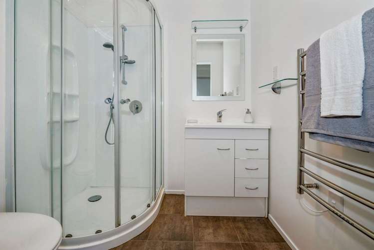 14 Stallard Place Glen Eden_9