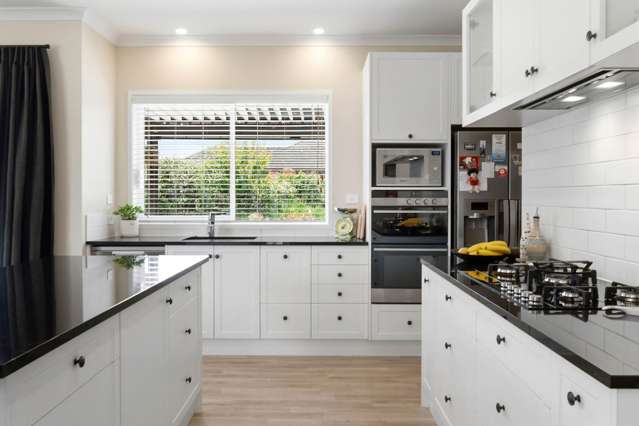 64 Eighth View Avenue Beachlands_3