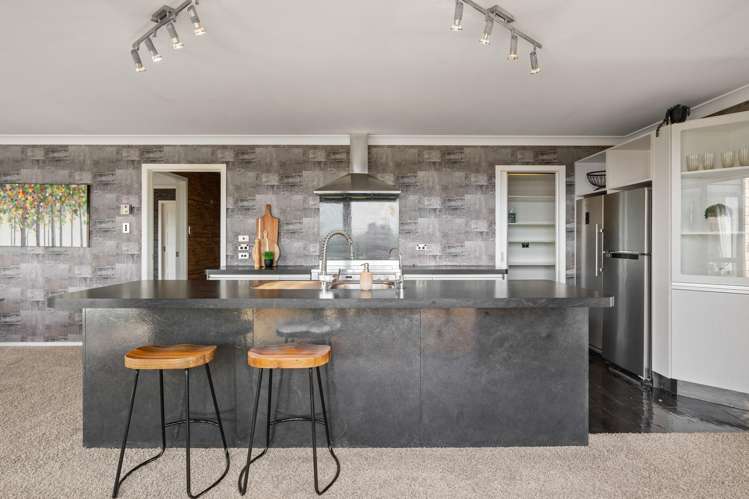 25 Tunnel Beach Road Blackhead_8