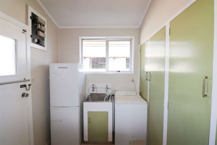 2/65 Wilson Street Seaview_7