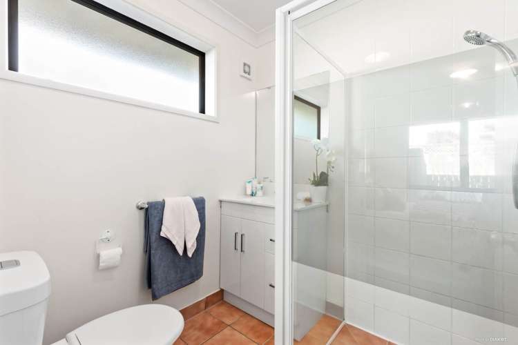 1a River Road Te Atatu Peninsula_9