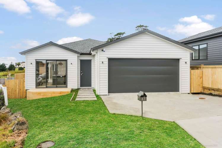 61 Discovery Drive Gulf Harbour_0