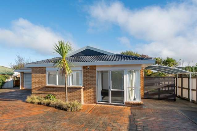 Effortless Living in a Prime Location