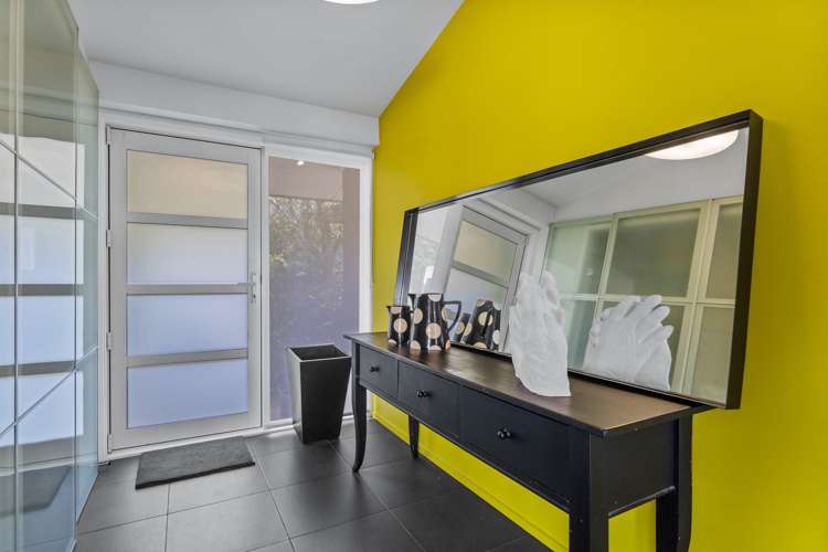 1/64 Seaview Road Castor Bay_11