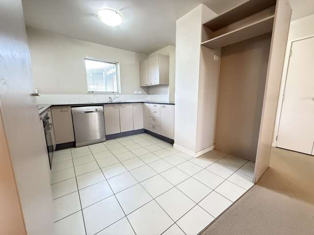 3G/20 Morning Star Place Mt Albert_4