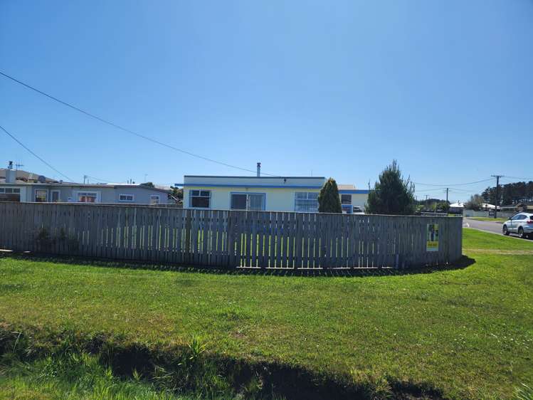 51 Edinburgh Terrace Foxton Beach_34