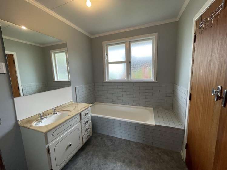 43A Brassey Road Saint Johns Hill_11